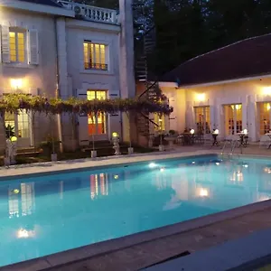 Logis Veles Bed & Breakfast