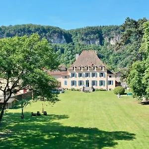 Gasthof Relais Du Destin, Vertrieu